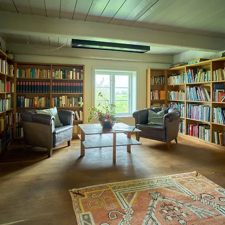 Sibyllenhof, Denkmalgeschuetztes Reetdachanwesen In Ruhiger Alleinlage Casa vacanze